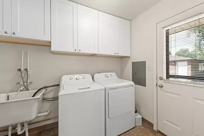 230 W Washington Boulevard, Lombard, IL 60148 - Photo 10