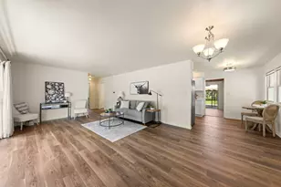 230 W Washington Blvd, Lombard, IL 60148 - Photo 2