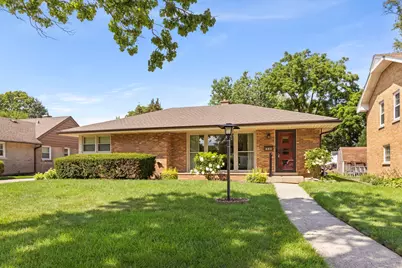 230 W Washington Boulevard, Lombard, IL 60148 - Photo 1