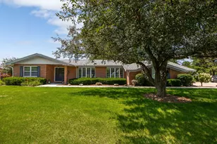 2259 A Bell Rd, Minooka, IL 60447 - Photo 2