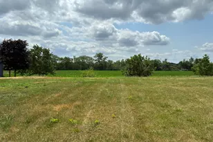 1267 Key W Dr, Machesney Park, IL 61103 - Photo 1