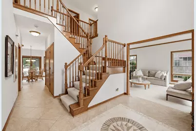 801 Fieldale Lane, Grayslake, IL 60030 - Photo 2