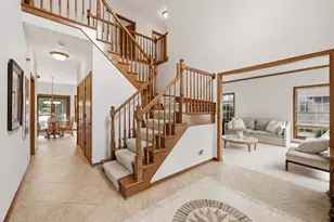 801 Fieldale Ln, Grayslake, IL 60030 - Photo 2