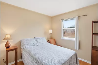 6957 S East End Avenue, Chicago, IL 60649 - Photo 10