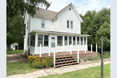 217 E Dorion Street, Beaverville, IL 60912 - Photo 1