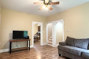 217 E Dorion St, Beaverville, IL 60912 - Photo 4