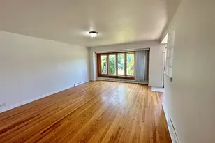 5452 Brummel St, Skokie, IL 60077 - Photo 2