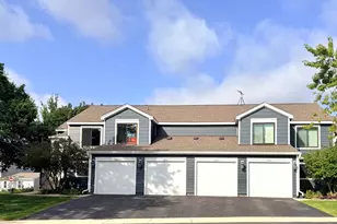 964 Brunswick Cir, Schaumburg, IL 60193 - Photo 2