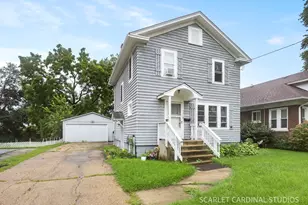 926 W Galena Blvd, Aurora, IL 60506 - Photo 1