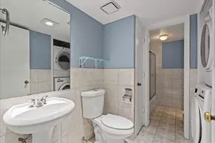 708 N Briar Hill Ln, Addison, IL 60101 - Photo 12