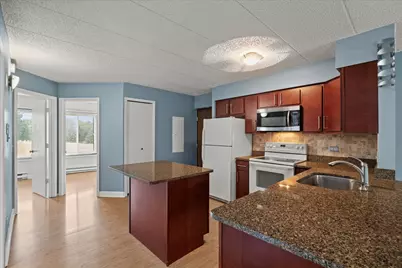 708 N Briar Hill Lane #3, Addison, IL 60101 - Photo 4