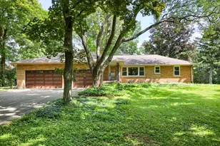 28W470 Purnell Rd, West Chicago, IL 60185 - Photo 2