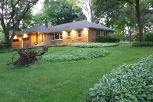 28W470 Purnell Rd, West Chicago, IL 60185 - Photo 6