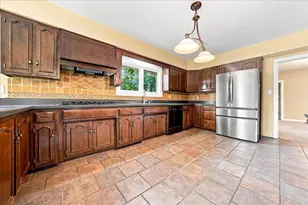 1500 Mayfield Ave, Joliet, IL 60435 - Photo 8