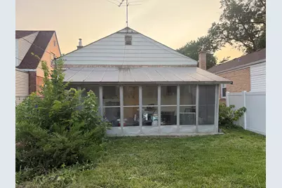 2003 S 20th Avenue, Broadview, IL 60155 - Photo 4