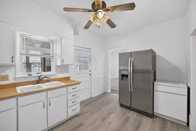 742 S 4th Street, Dekalb, IL 60115 - Photo 24