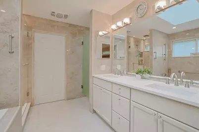 2920 Farmington Drive, Lindenhurst, IL 60046 - Photo 24
