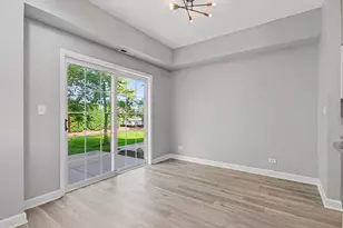 2416 Georgetown Cir, Aurora, IL 60503 - Photo 6