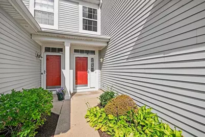 2416 Georgetown Circle, Aurora, IL 60503 - Photo 2