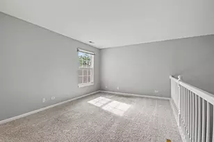 2416 Georgetown Cir, Aurora, IL 60503 - Photo 16