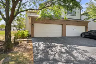 819 Asbury Dr, Aurora, IL 60502 - Photo 1