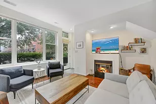 631 W Oak St, Chicago, IL 60610 - Photo 6