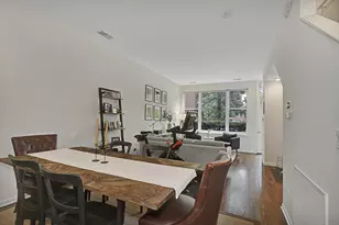 631 W Oak St, Chicago, IL 60610 - Photo 10