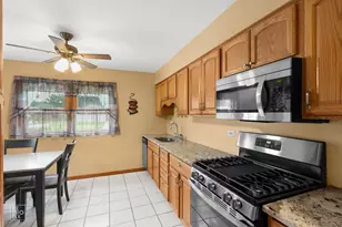 185 Judson St, Bensenville, IL 60106 - Photo 6