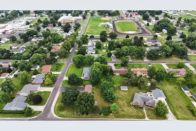 1123 N Sangamon Avenue, Gibson City, IL 60936 - Photo 40