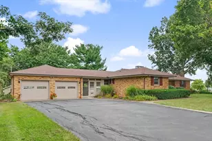 1123 N Sangamon Ave, Gibson City, IL 60936 - Photo 54