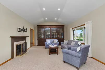1123 N Sangamon Avenue, Gibson City, IL 60936 - Photo 10