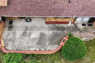 1123 N Sangamon Ave, Gibson City, IL 60936 - Photo 46