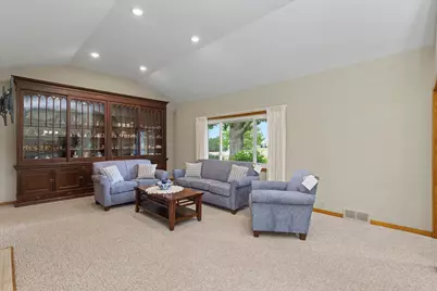 1123 N Sangamon Avenue, Gibson City, IL 60936 - Photo 12