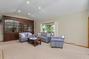 1123 N Sangamon Ave, Gibson City, IL 60936 - Photo 12