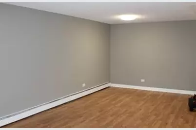 17 Parkside Court #3, Vernon Hills, IL 60061 - Photo 8