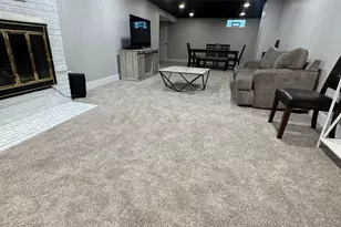 4555 Cleveland St, Skokie, IL 60076 - Photo 30