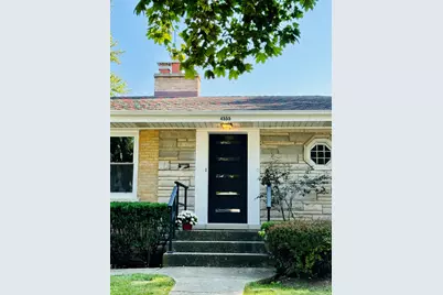 4555 Cleveland Street, Skokie, IL 60076 - Photo 8