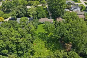 1438 N Sheridan Rd, Lake Forest, IL 60045 - Photo 10