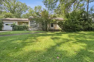 1438 N Sheridan Rd, Lake Forest, IL 60045 - Photo 2