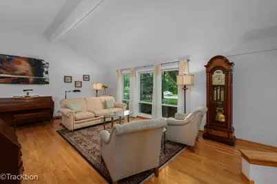 116 Pembroke Road, Naperville, IL 60540 - Photo 4