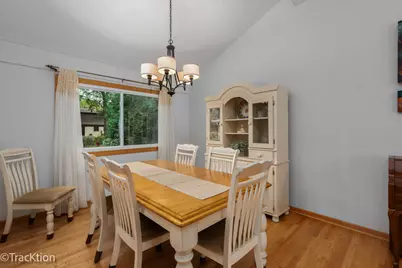 116 Pembroke Road, Naperville, IL 60540 - Photo 6
