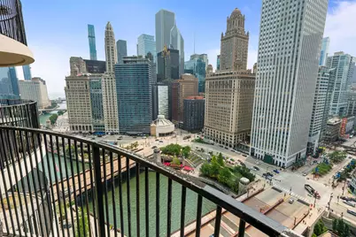 300 N State Street #2534, Chicago, IL 60654 - Photo 12