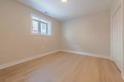 4945 W Berenice Avenue, Chicago, IL 60641 - Photo 28