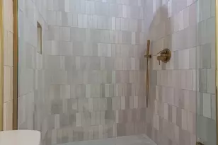 4945 W Berenice Ave, Chicago, IL 60641 - Photo 38