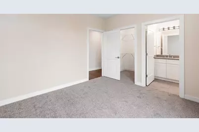 546 Green Bay Road #507, Highwood, IL 60040 - Photo 8