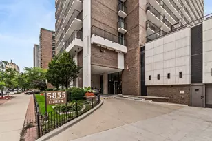 5855 N Sheridan Rd, Chicago, IL 60660 - Photo 1
