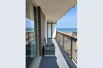 5855 N Sheridan Road #6G, Chicago, IL 60660 - Photo 10