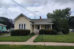 606 E Perry St, Belvidere, IL 61008 - Photo 1