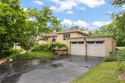 828 E 14th Street, Lombard, IL 60148 - Photo 6