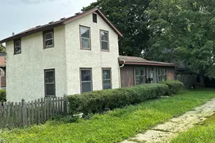 404 E 9th St, Lockport, IL 60441 - Photo 2
